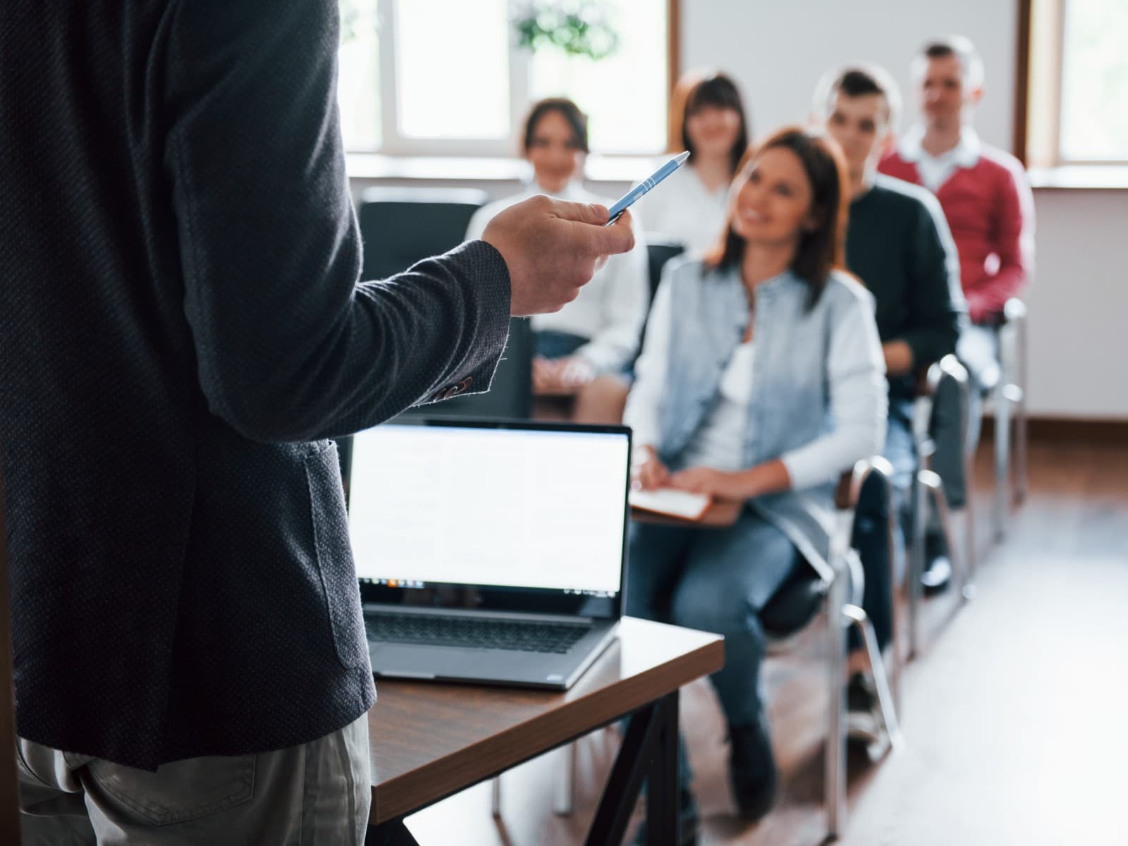 Corso di formazione professionale operatore socio sanitario "oss" (scad. 27/05/2024)